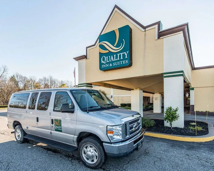 Quality Inn & Suites Conference Center Across from Casino 4