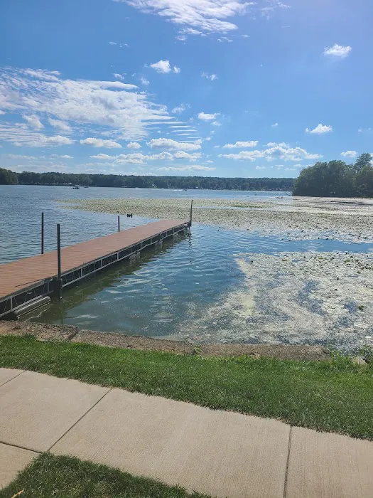 Edinboro Lake Resort 4