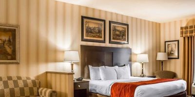 Comfort Suites