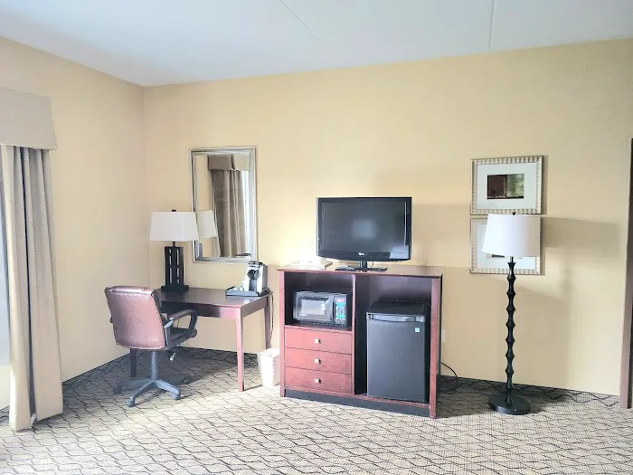 Wingate by Wyndham Kittanning 4