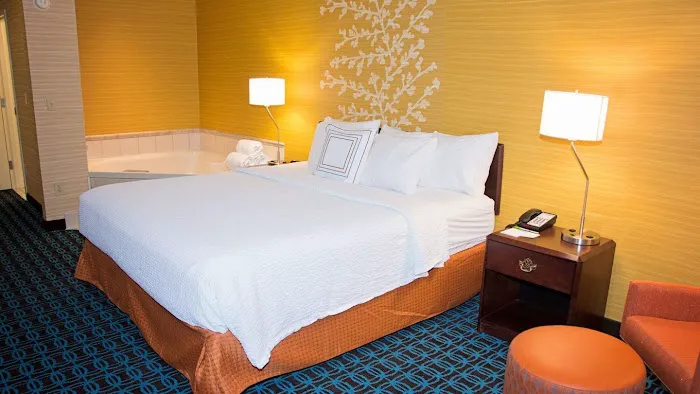 Fairfield Inn & Suites Butler 4