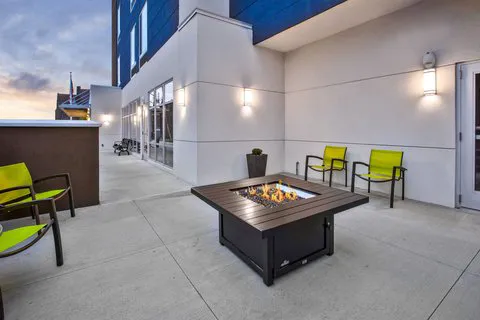 SpringHill Suites Pittsburgh Butler/Centre City 4