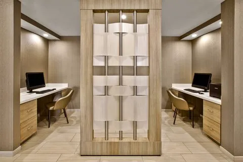 SpringHill Suites Pittsburgh Butler/Centre City 4