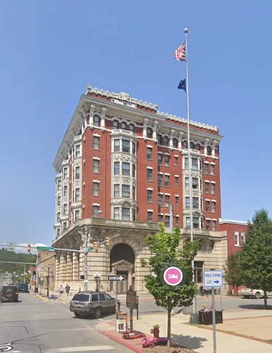 Dimeling Hotel 4