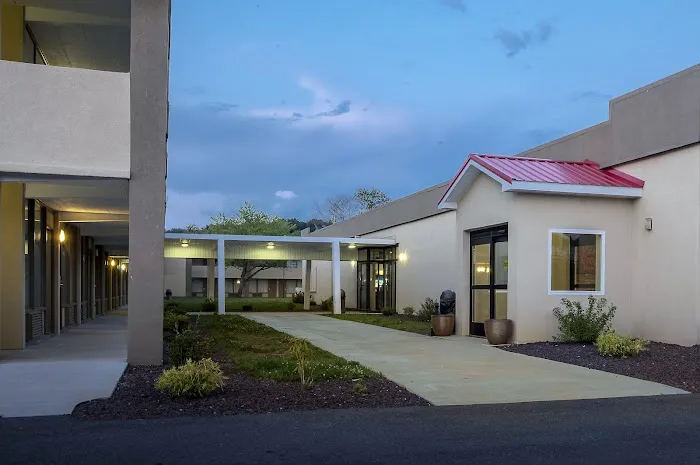 Red Roof Inn Clearfield 4