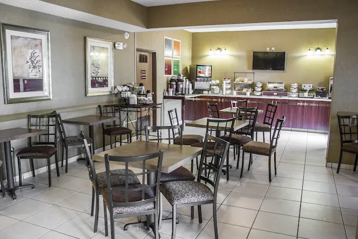 Wingate by Wyndham Clearfield 4