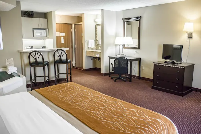Wingate by Wyndham Clearfield 4