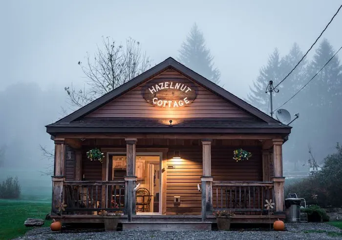 Hazelnut Cottage 4