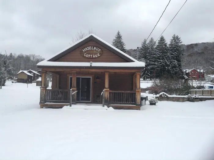 Hazelnut Cottage 4