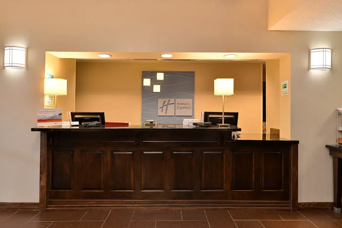 Holiday Inn Express & Suites St Marys by IHG 4