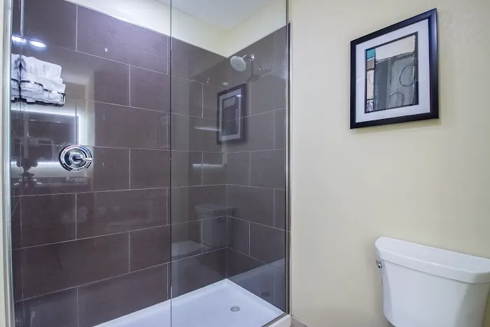 Cobblestone Inn & Suites - St. Marys 4