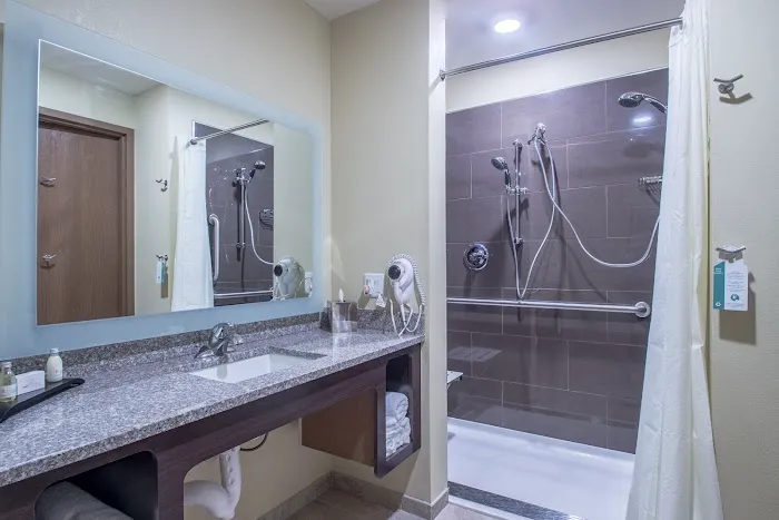 Cobblestone Inn & Suites - St. Marys 4