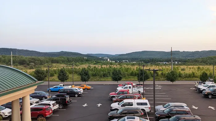Holiday Inn Express & Suites Clearfield, an IHG Hotel 4