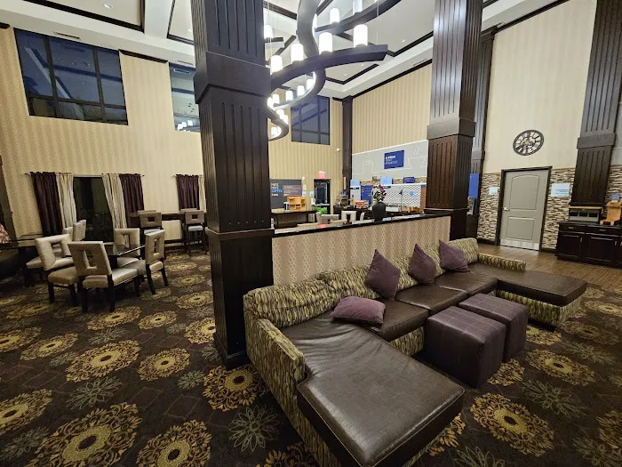 Holiday Inn Express & Suites Clearfield, an IHG Hotel 4