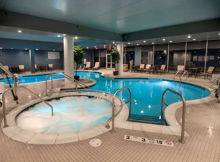 DoubleTree by Hilton Hotel Niagara Falls New York 4