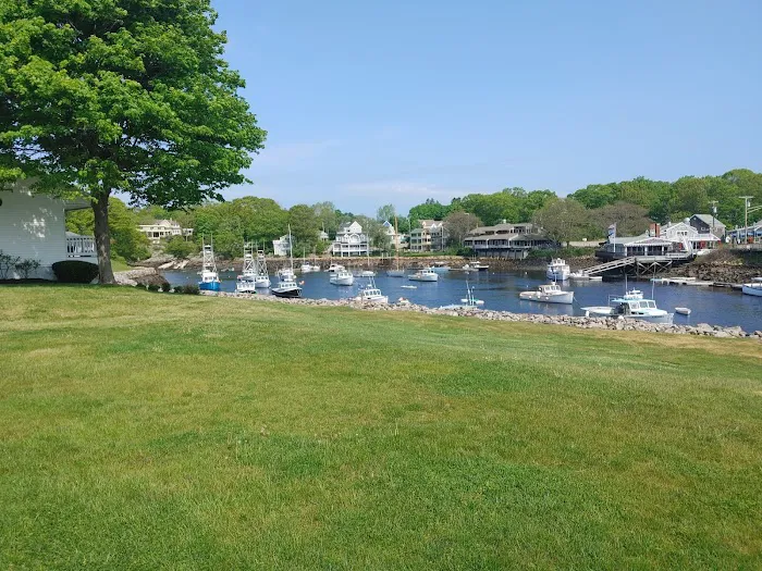 Hillcrest Inn Resort 4