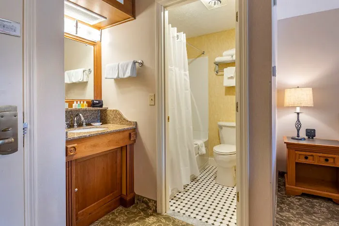Meadowmere Resort, Ogunquit Resort Collection 4