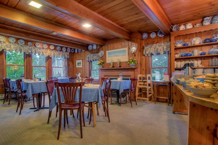 Seaside Inn 4