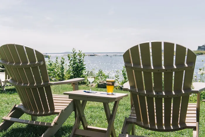 The Breakwater Inn 5