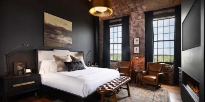 The Lincoln Hotel