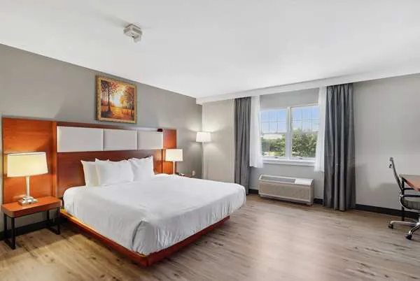 Ramada by Wyndham Saco/Old Orchard Beach Area 4