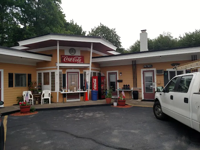 Saco Motel 4