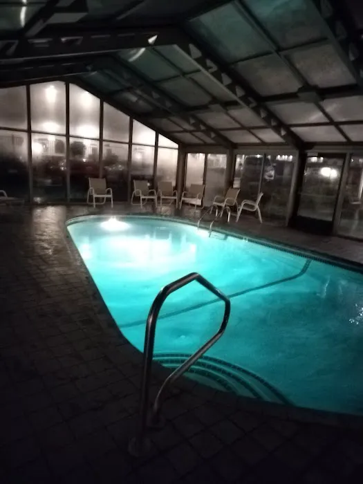 The Mariner Resort Motel 4