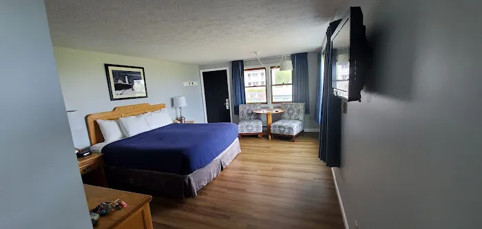 The Mariner Resort Motel 4