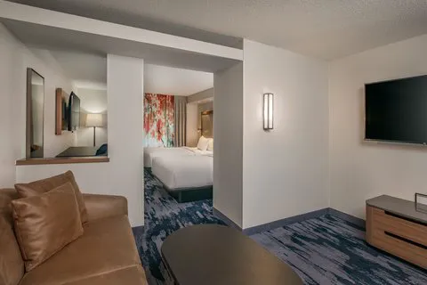 Fairfield Inn & Suites Brunswick Freeport 5