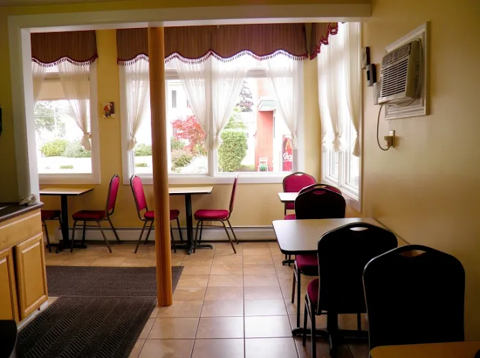 Travelers Inn 5
