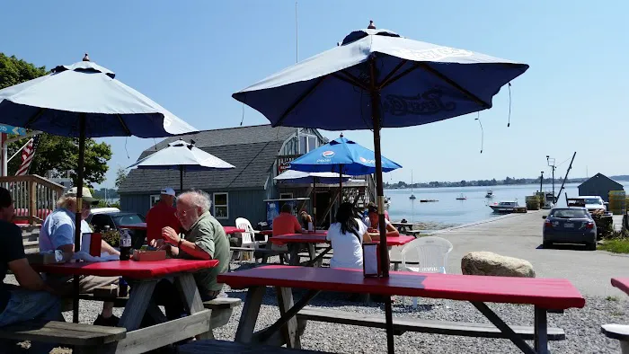 Log Cabin Island Inn 5