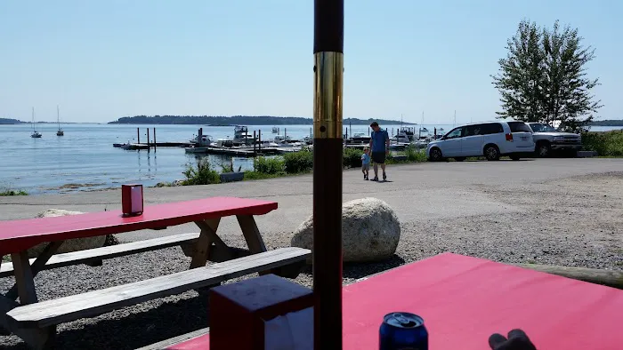 Log Cabin Island Inn 5