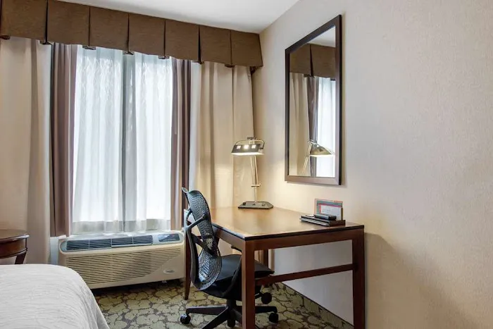 Hilton Garden Inn Portland Airport 5