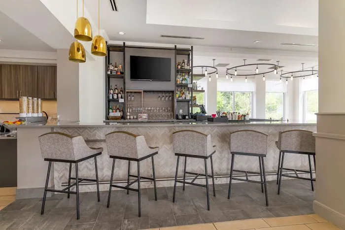 Hilton Garden Inn Portland Airport 5