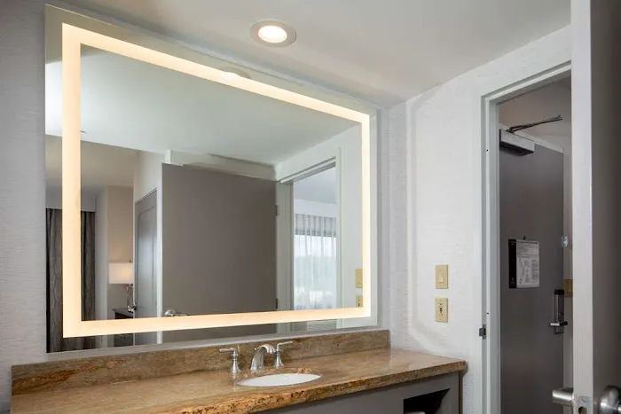 Embassy Suites by Hilton Portland Maine 5