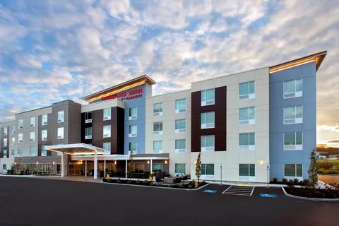 TownePlace Suites Portland Airport ME 4