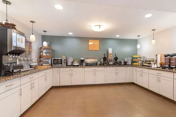 Comfort Inn Airport 4