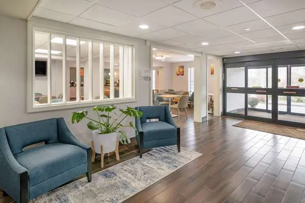Comfort Inn Airport 4