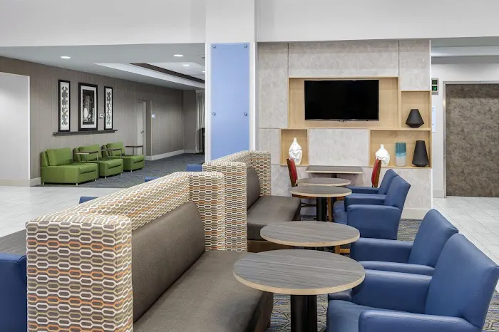 Holiday Inn Express & Suites South Portland by IHG 4