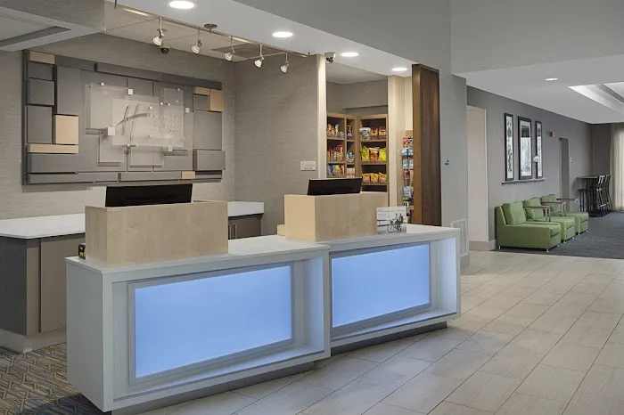Holiday Inn Express & Suites South Portland by IHG 4