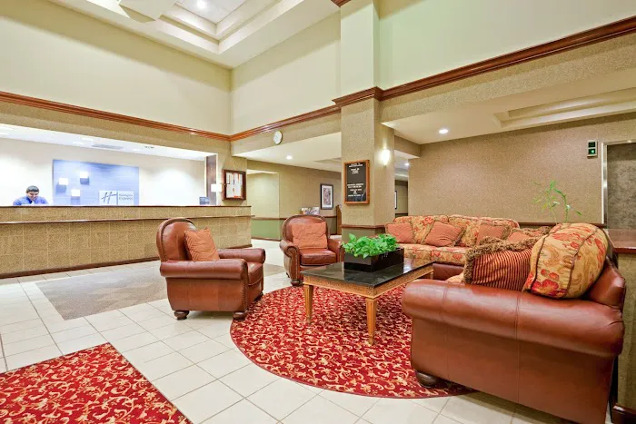 Holiday Inn Express & Suites South Portland by IHG 4