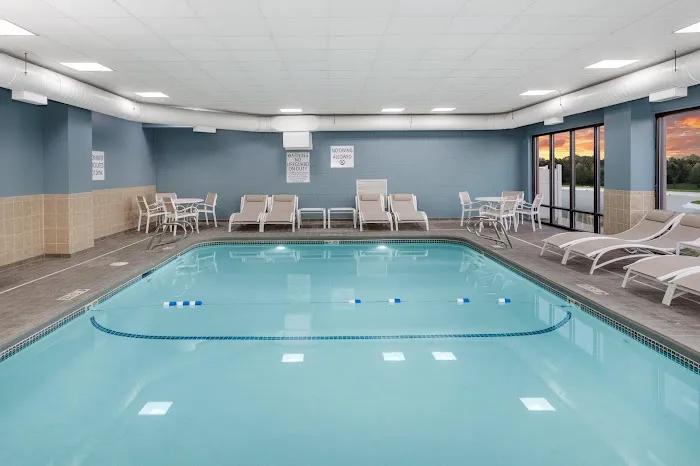 Holiday Inn Express & Suites South Portland by IHG 4