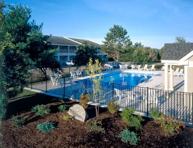 Belfast Harbor Inn 4