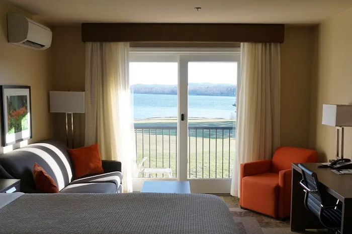 Belfast Harbor Inn 4