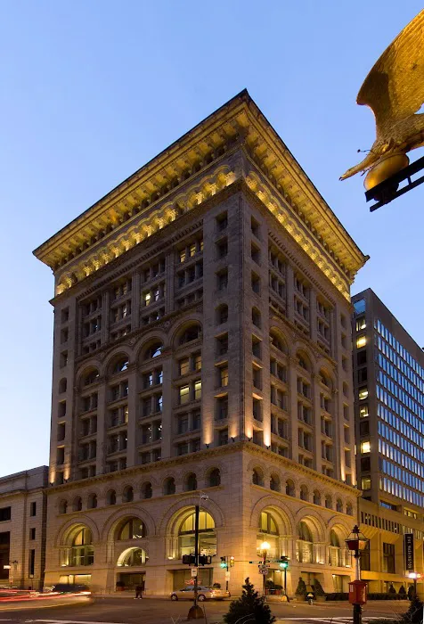 Ames Boston Hotel, Curio Collection by Hilton 5