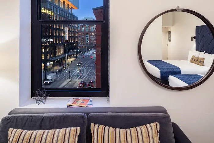 Hotel Indigo Boston Garden, an IHG Hotel 5