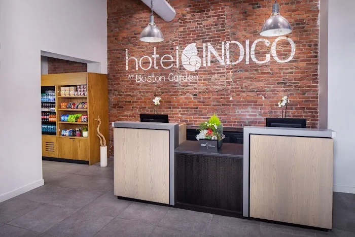Hotel Indigo Boston Garden, an IHG Hotel 5