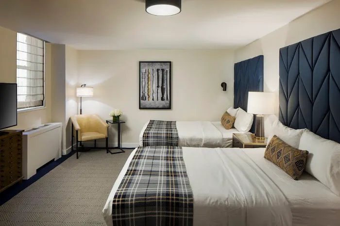 Hotel Indigo Boston Garden, an IHG Hotel 5
