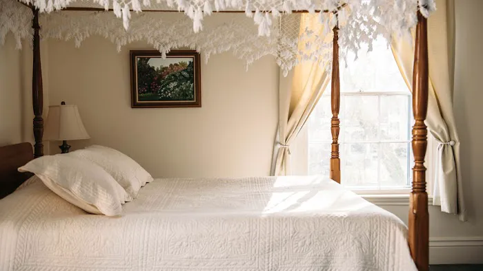 Curwen House - The Salem Inn 4