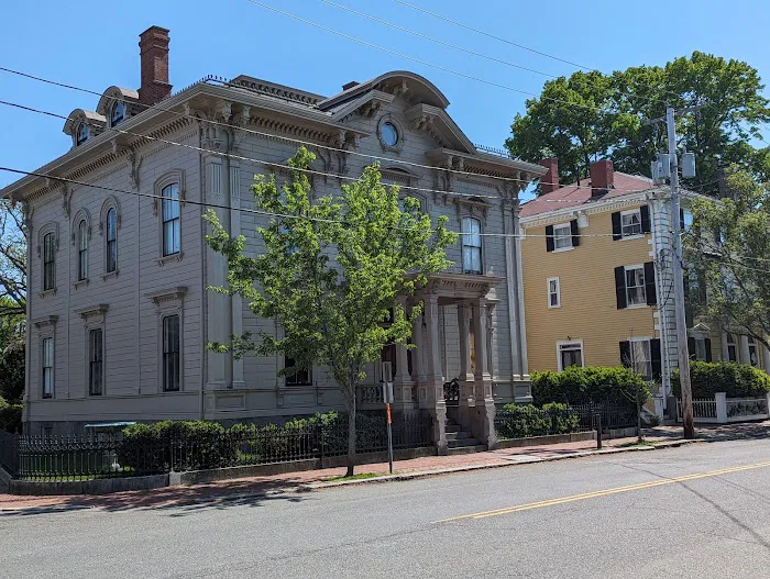 Curwen House - The Salem Inn 4